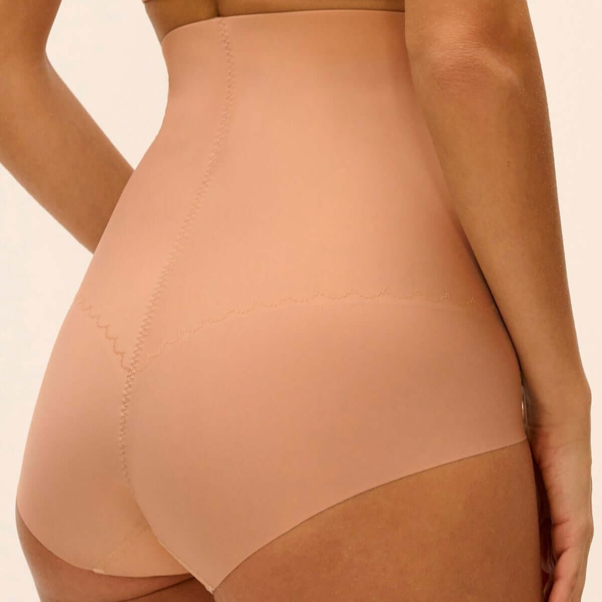 Braga Moldeadora Talle Alto Wacoal Flawless WE602436