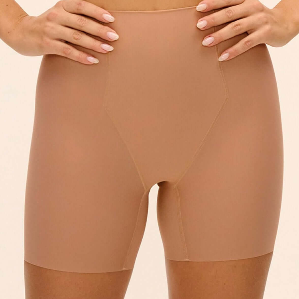 Faja Short Moldeadora Wacoal Flawless WE602446