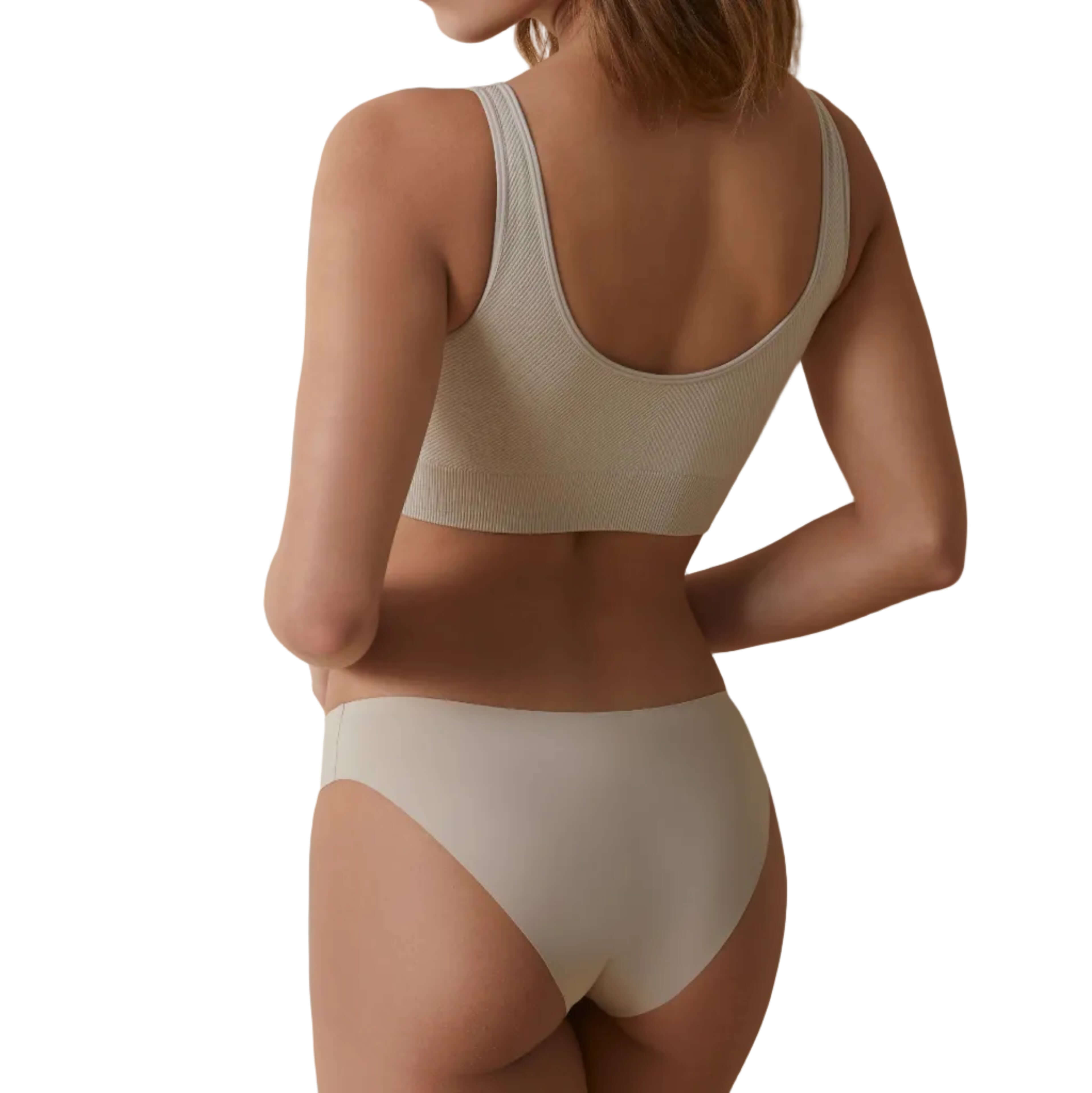 Sujetador Selene Letiana sin aros ni costuras y con copa extraíble