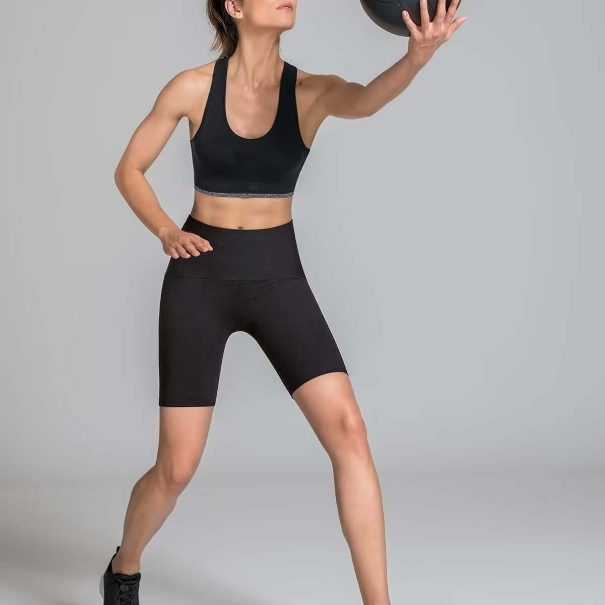 Faja Leonisa short reductora 195512 ciclista Negro