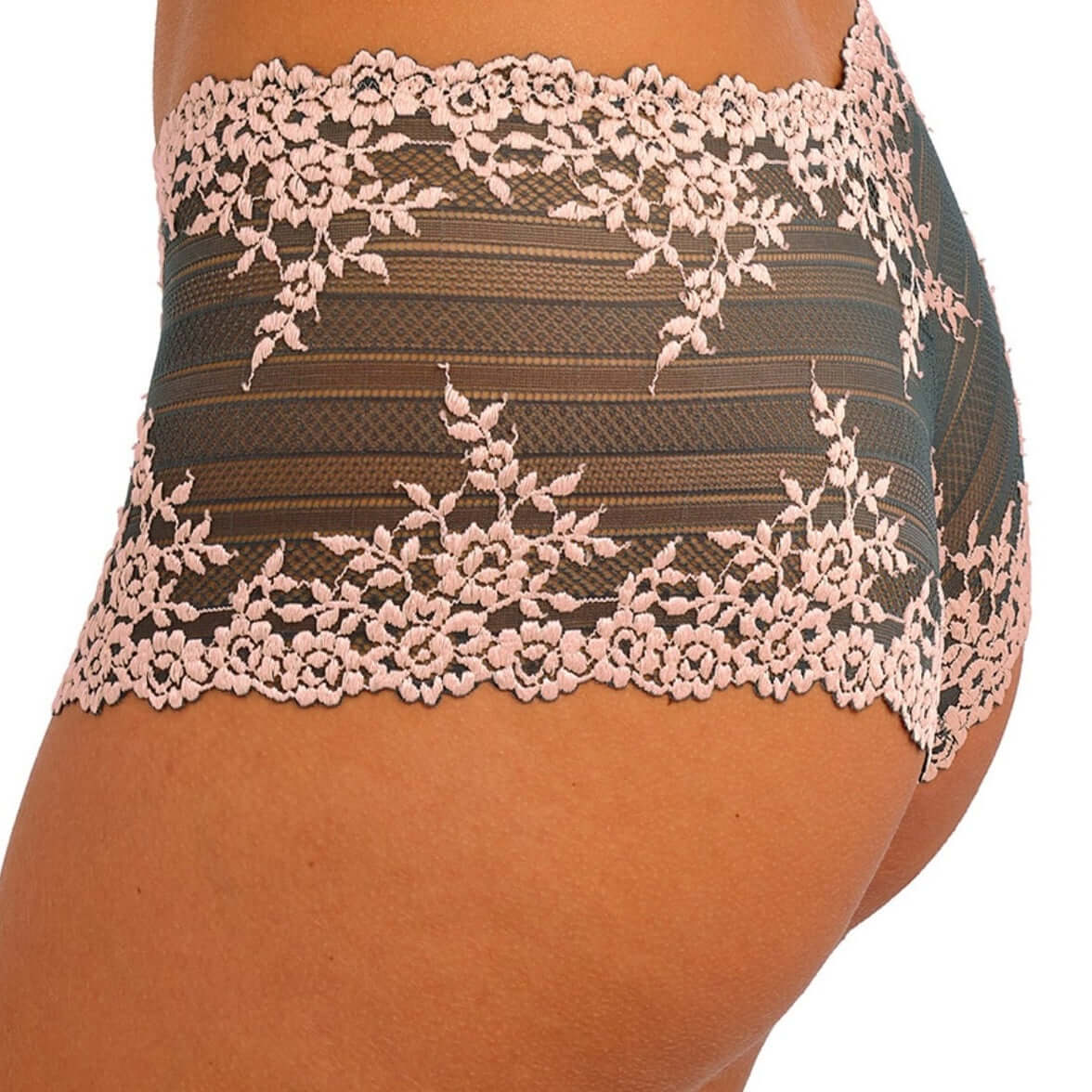 Braga Short Embrace Lace Wacoal WA067491