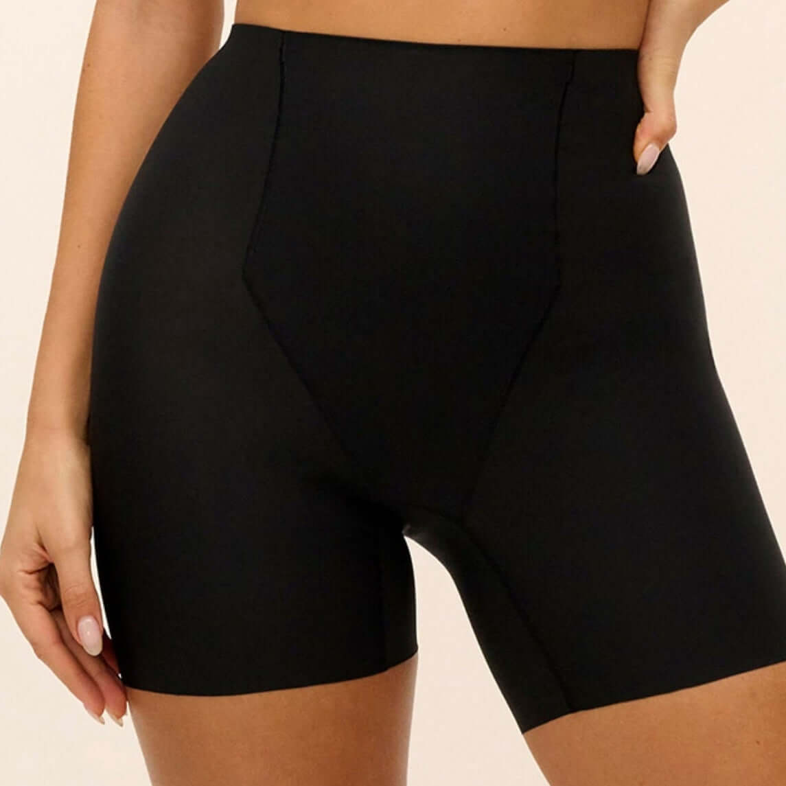 Faja Short Moldeadora Wacoal Flawless WE602446 Black