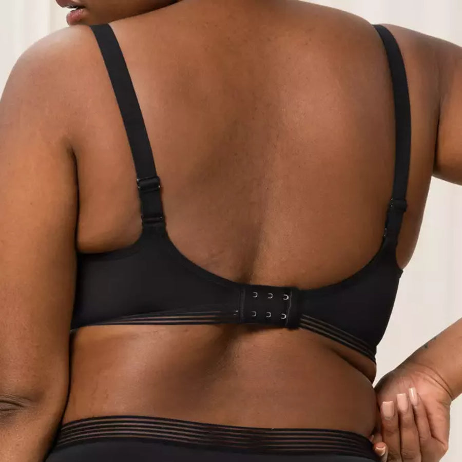 Triumph sujetador reductor con aros Infinite sensation W